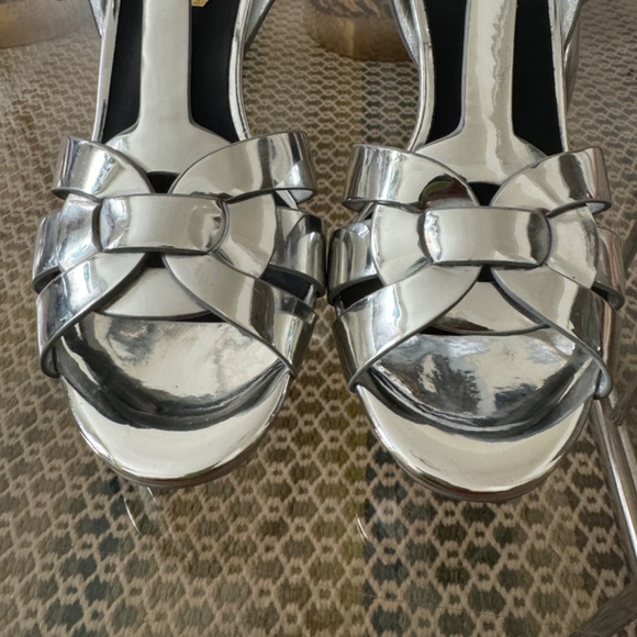 SAINT LAURENT TRIBUTE 75 PATENT PLATFORM SANDAL - Picture 6 of 8